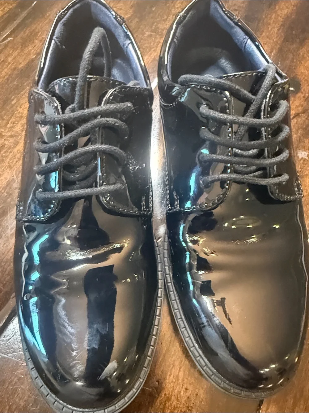 Classic Kids Patent Lace-Up Dress Shoes in Black